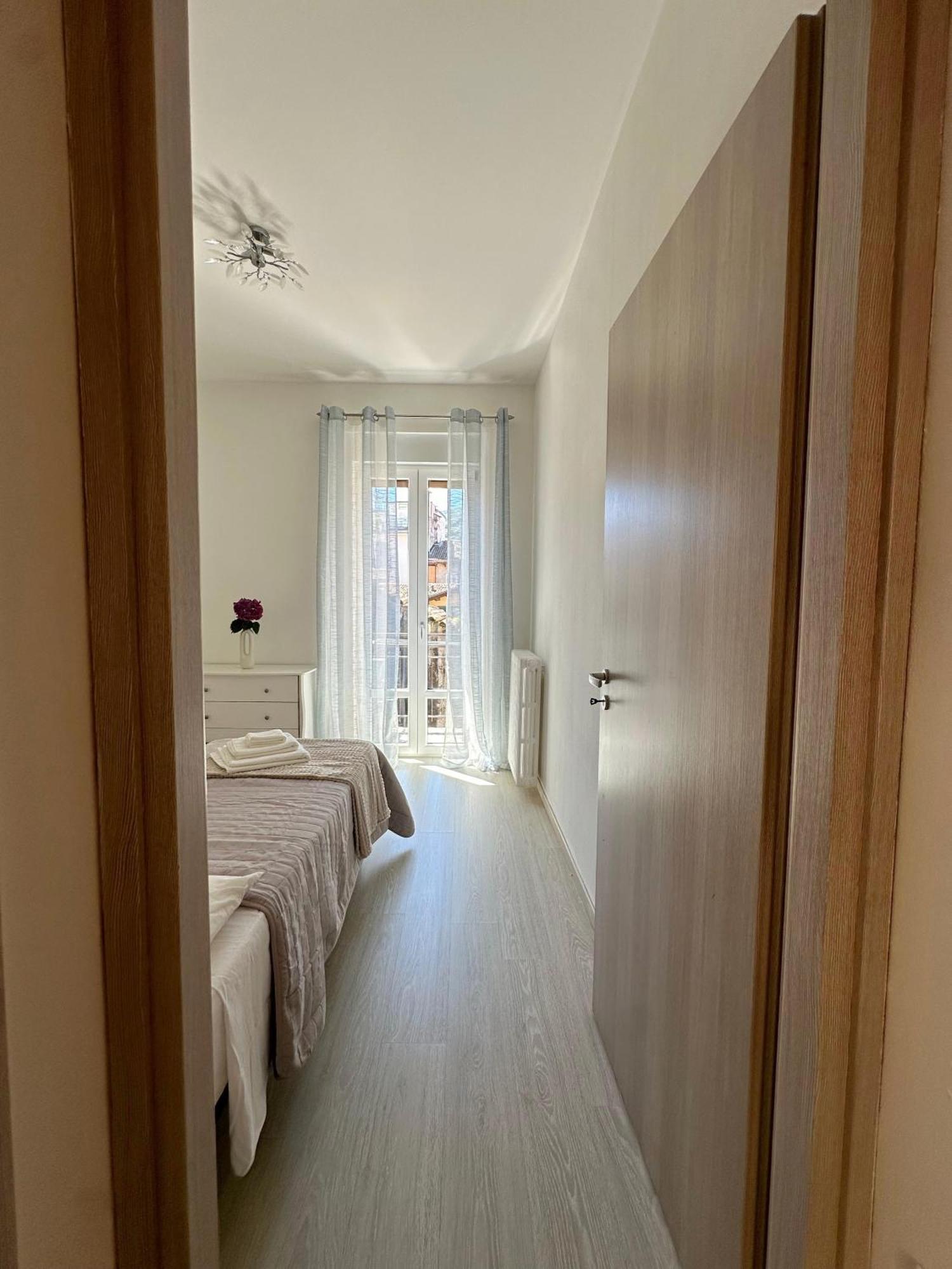 Apartment Jessy Baveno Ngoại thất bức ảnh